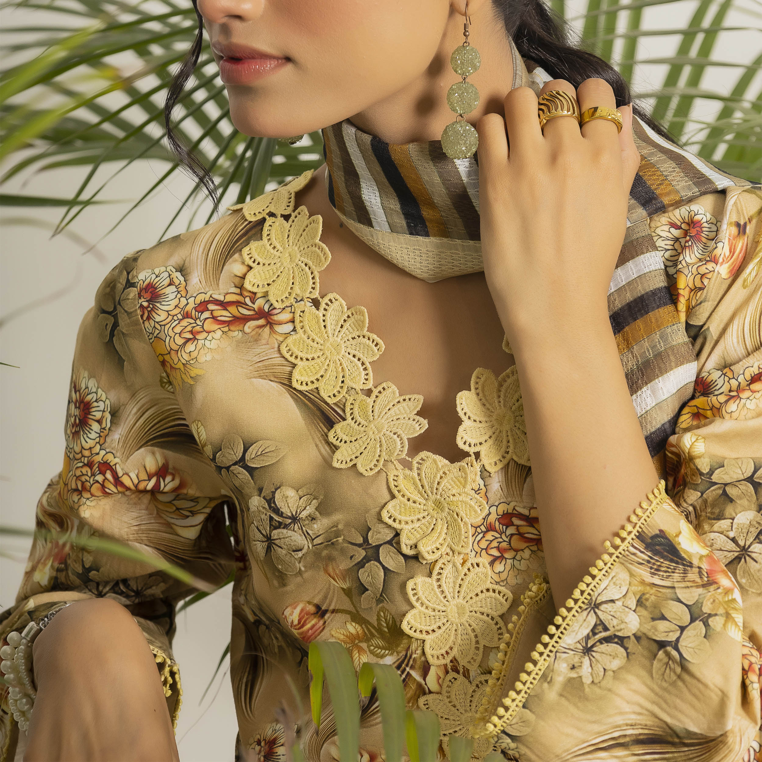 Amber Glow 3-Piece Lawn – AB0016