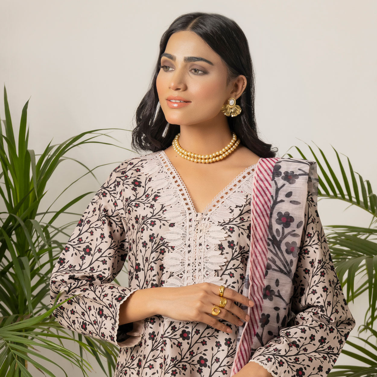 Beige Vine 3-Piece Lawn – AB0004