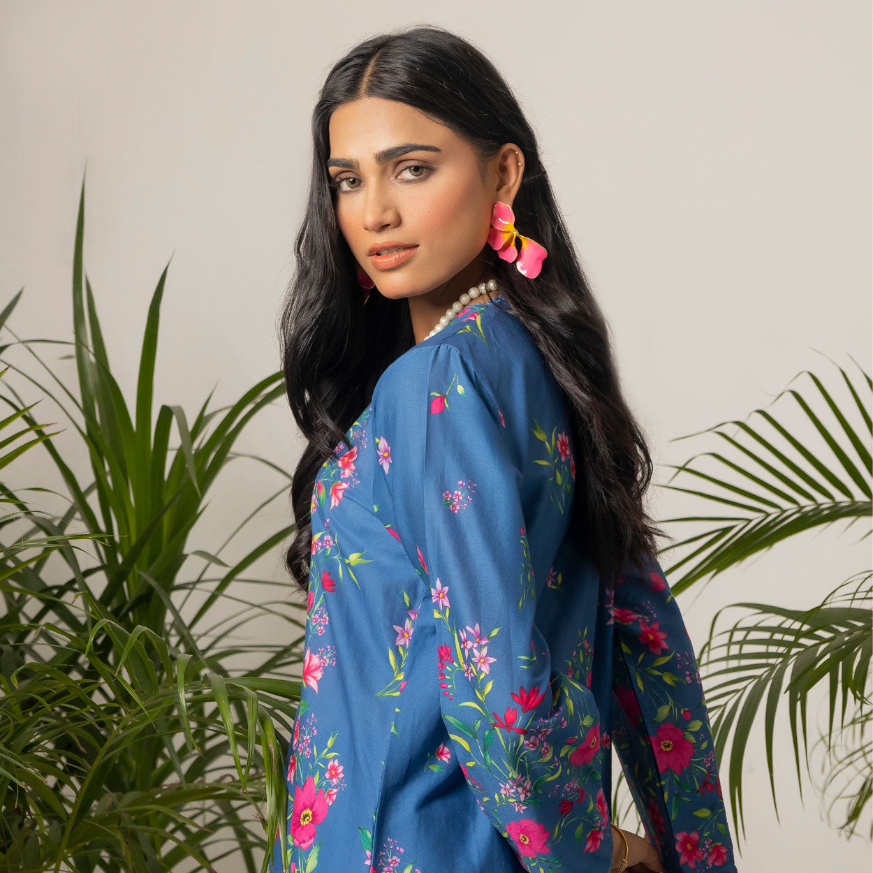 Blue Garden 3-Piece Lawn – AB0008