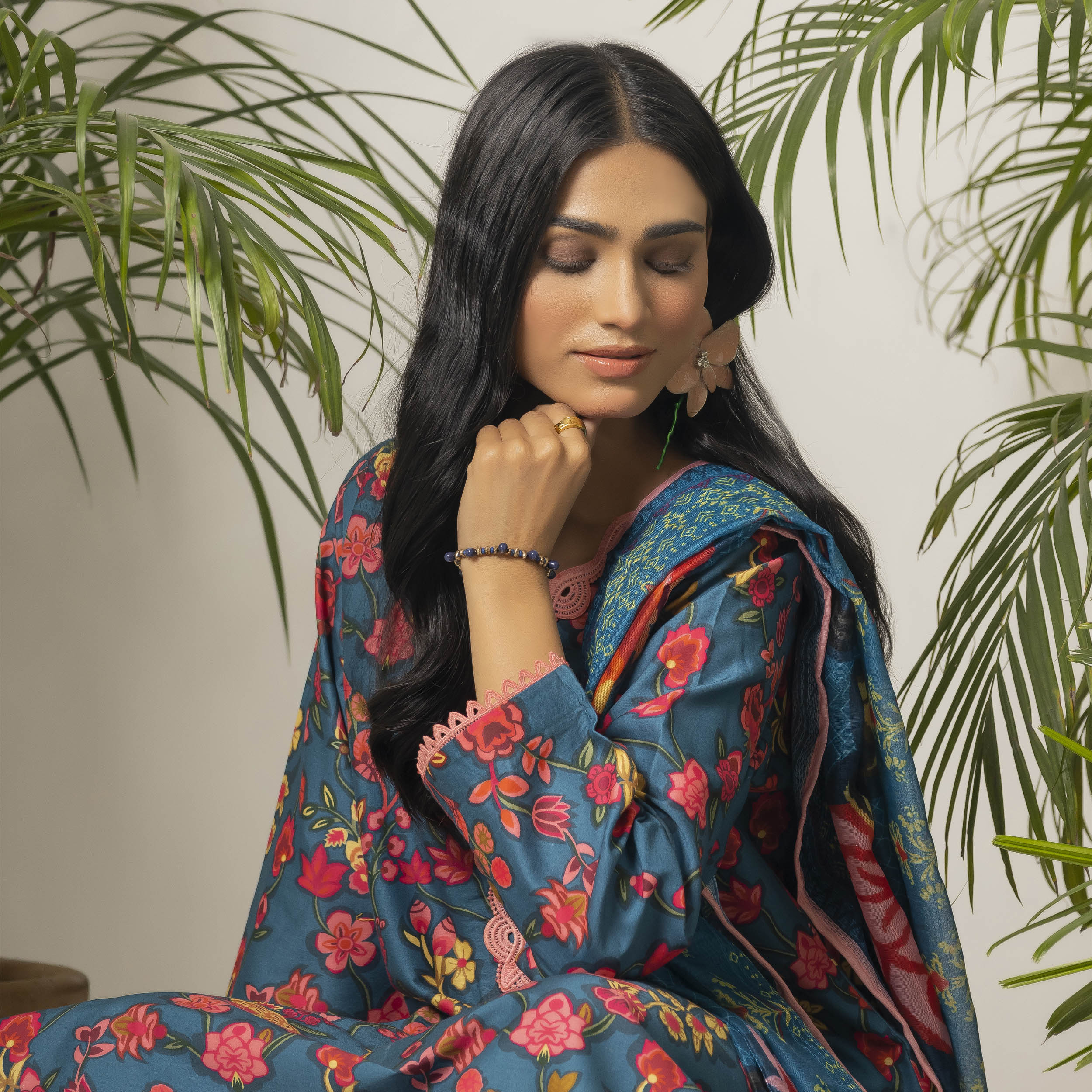 Midnight Flora 3-Piece Lawn – AB0011