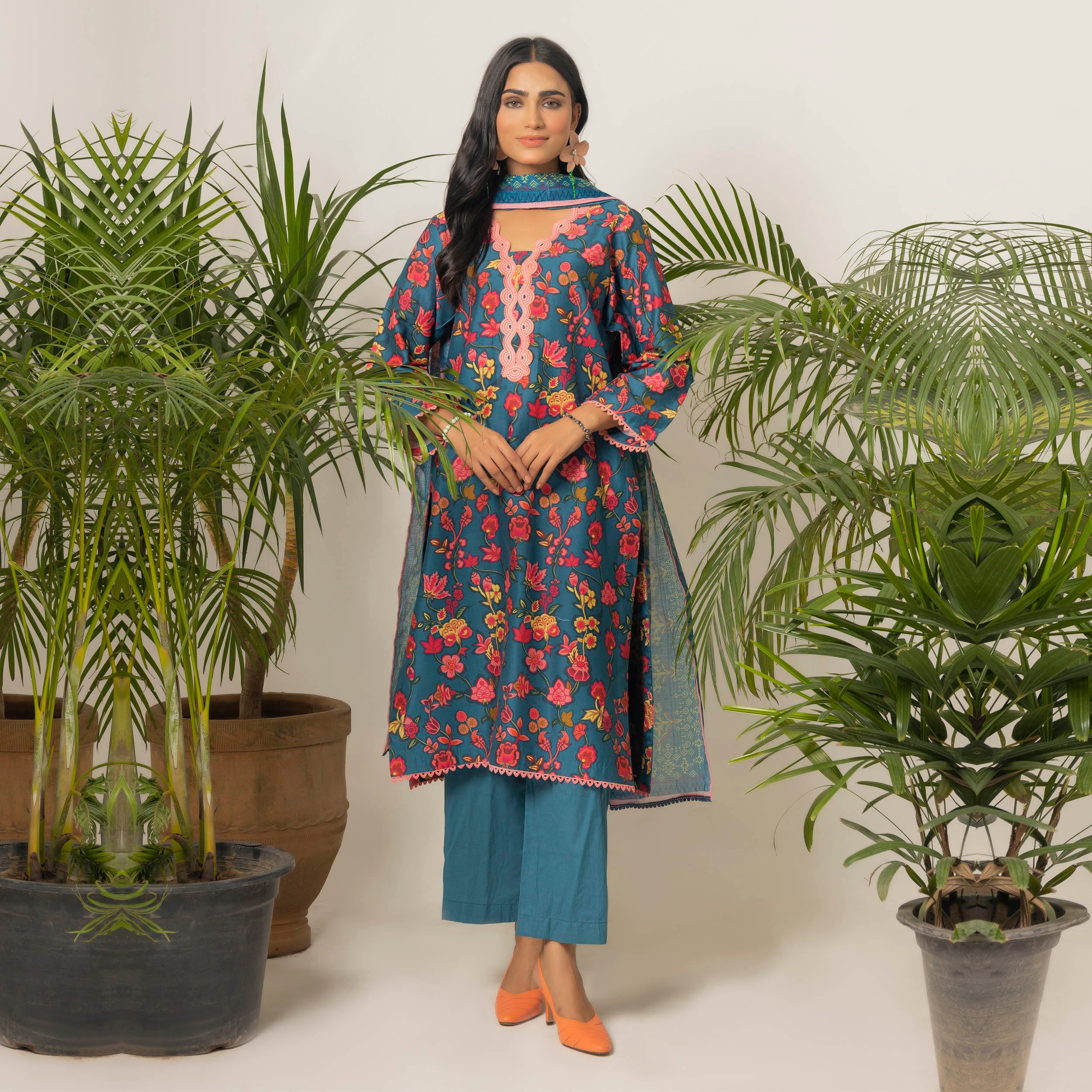 Midnight Flora 3-Piece Lawn – AB0011