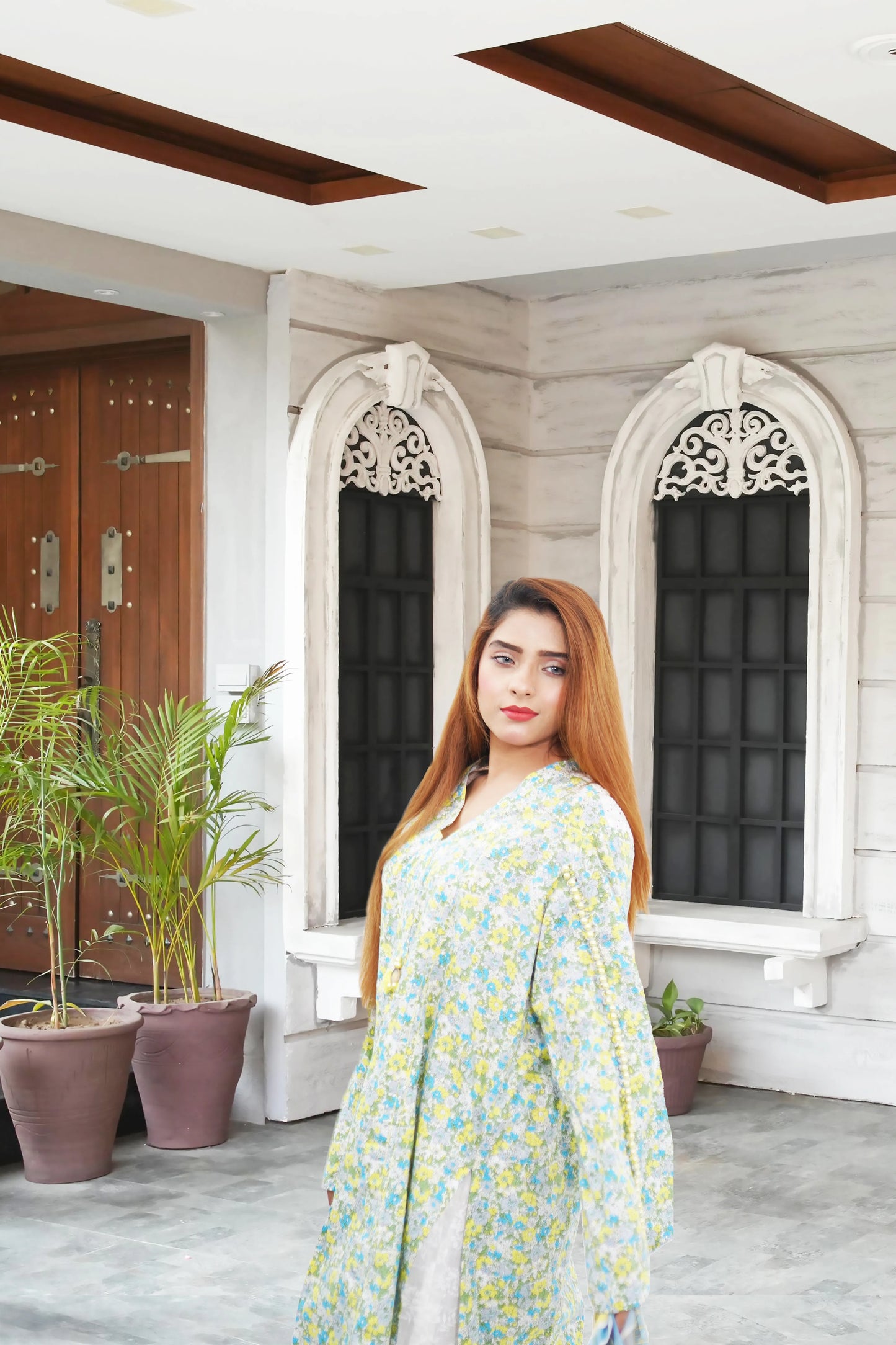 Premium 3PC Lawn Suit – A Blend of Elegance & Comfort