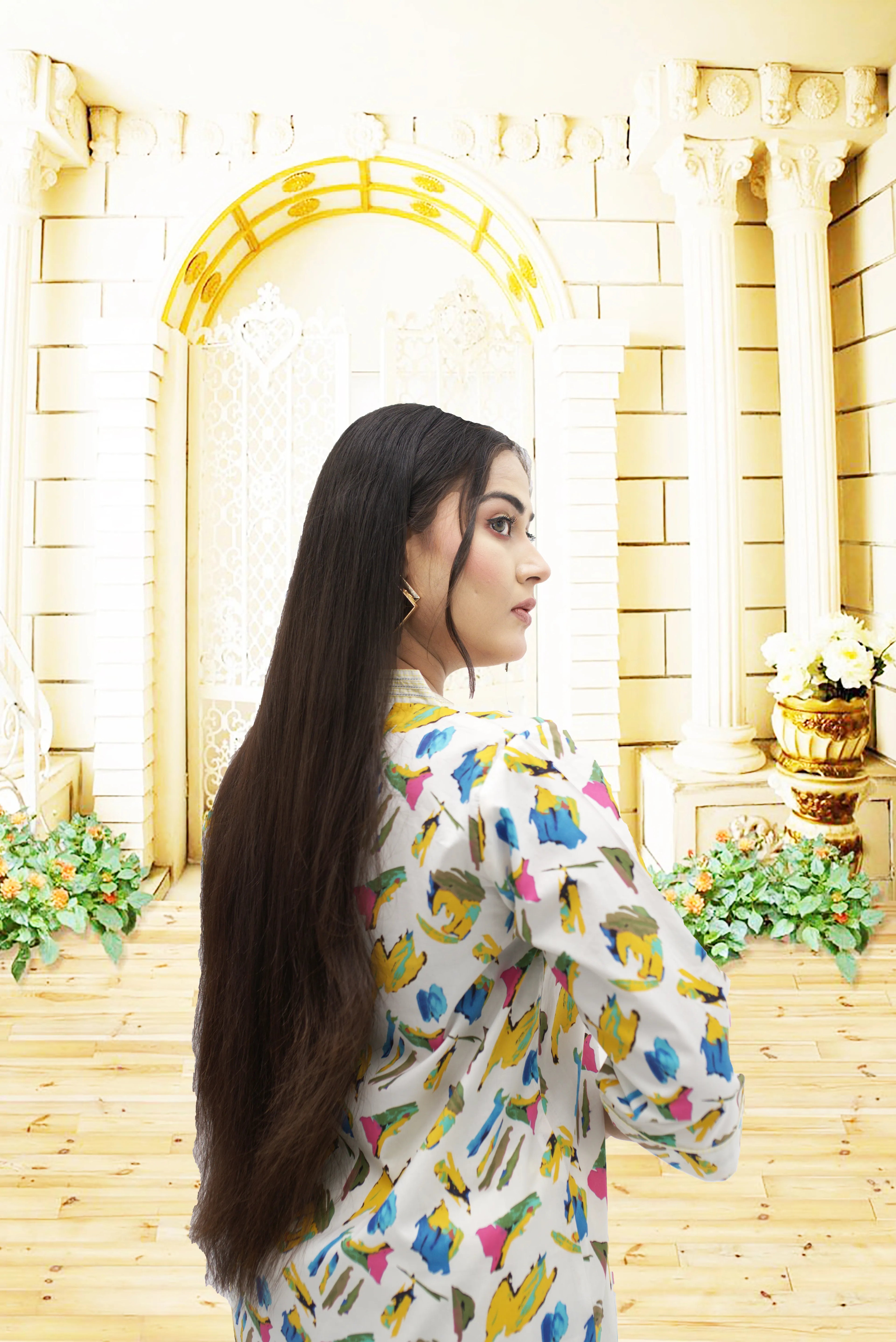 3PC Lawn suit  Printed shirt with unighte desy  Printed Trouser  Chifon printed dupata