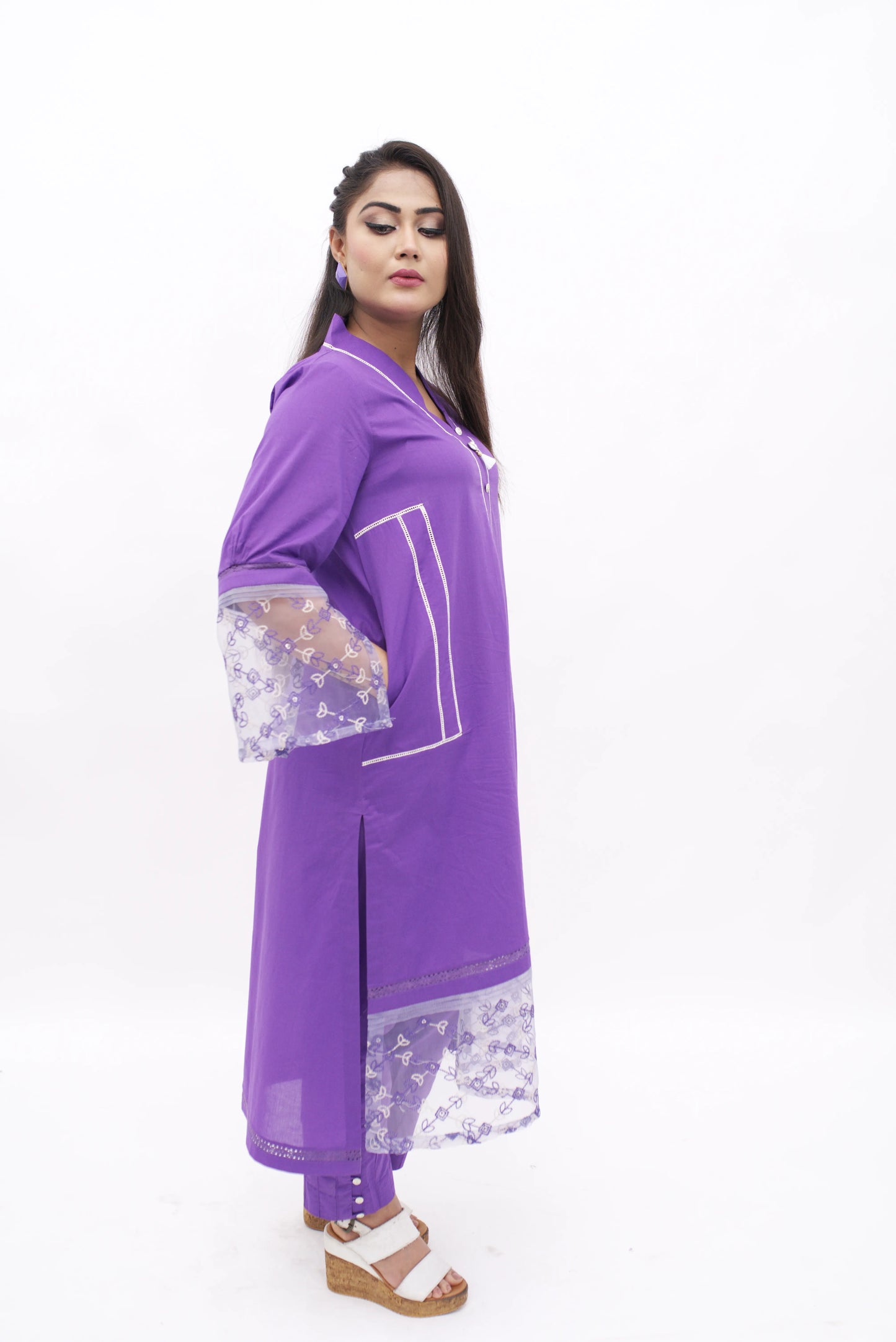 3 Pc Lawn ARB-016  Shirt with orginza work poxet  Trouser Button  shifo.chitton printed dupata