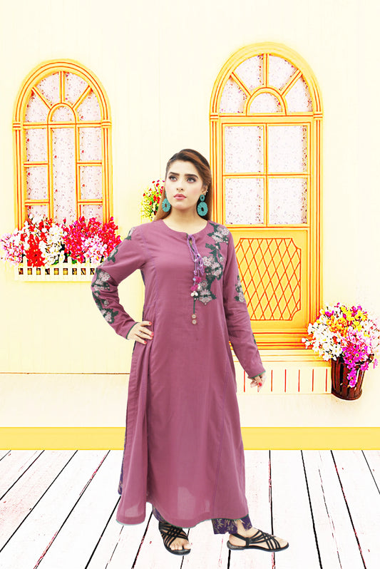 3 Pe Lawn Suitryn  wol1   Shirt Embroidey paches  Shirt Back Side printed  Printed Trouser  printed chiffon dupata